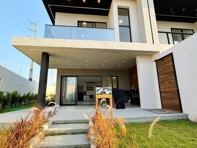 #1016 - Casa para Venda em Eusébio - CE - 1