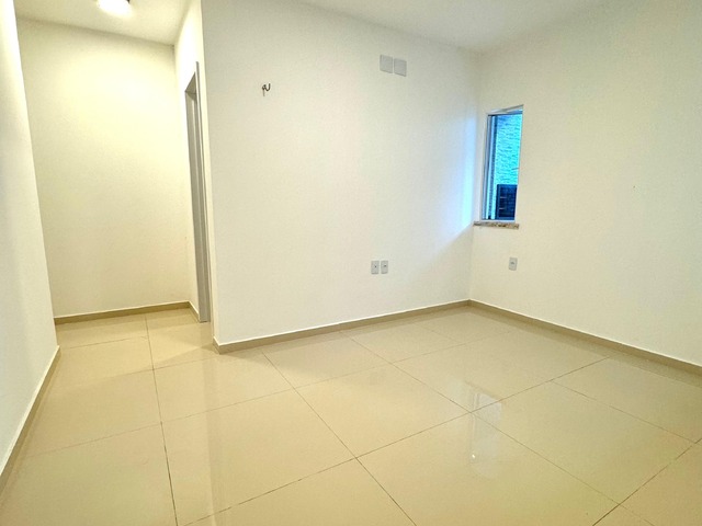#1021 - Casa para Venda em Eusébio - CE - 2
