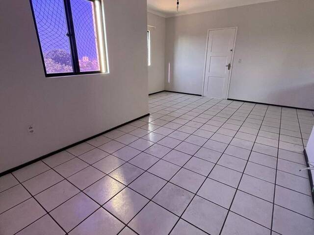 #1070 - Apartamento para Venda em Fortaleza - CE - 2