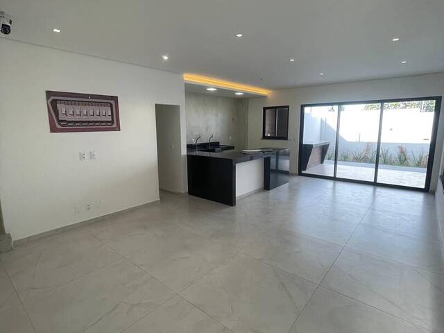 Casa para Venda em Eusébio - 4