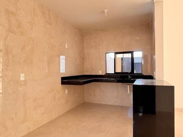 Casa para Venda em Eusébio - 5