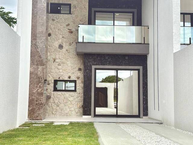 #1054 - Casa para Venda em Eusébio - CE