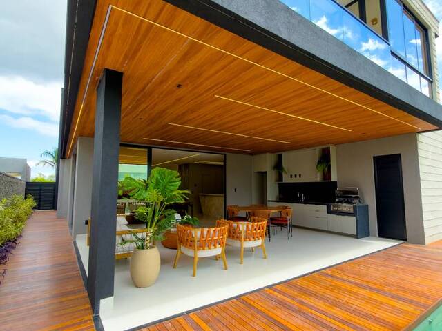 #1299 - Casa em condomínio para Venda em Eusébio - CE - 2