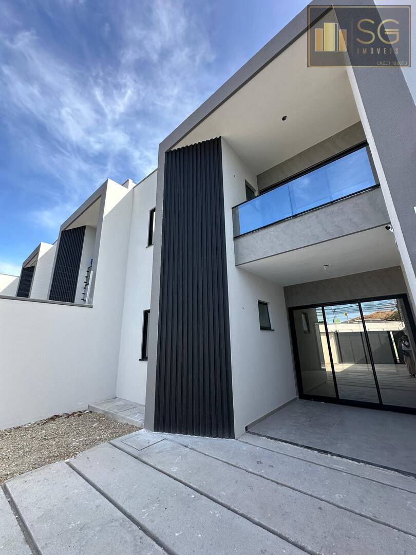 Casa, 4 quartos, 126 m² - Foto 1