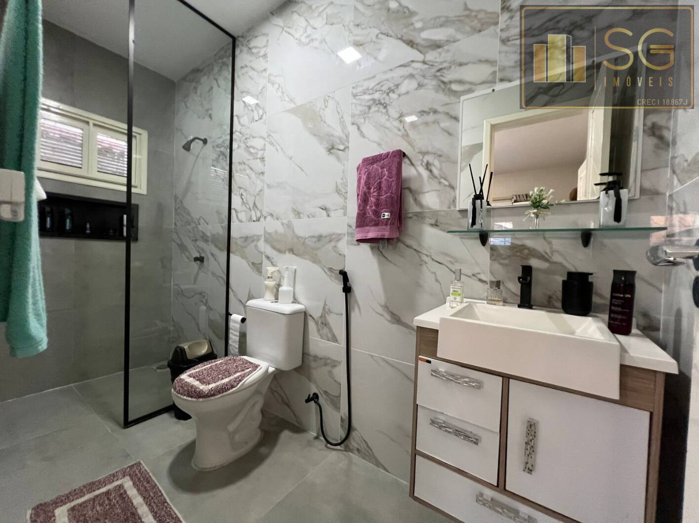 Casa, 4 quartos, 250 m² - Foto 11