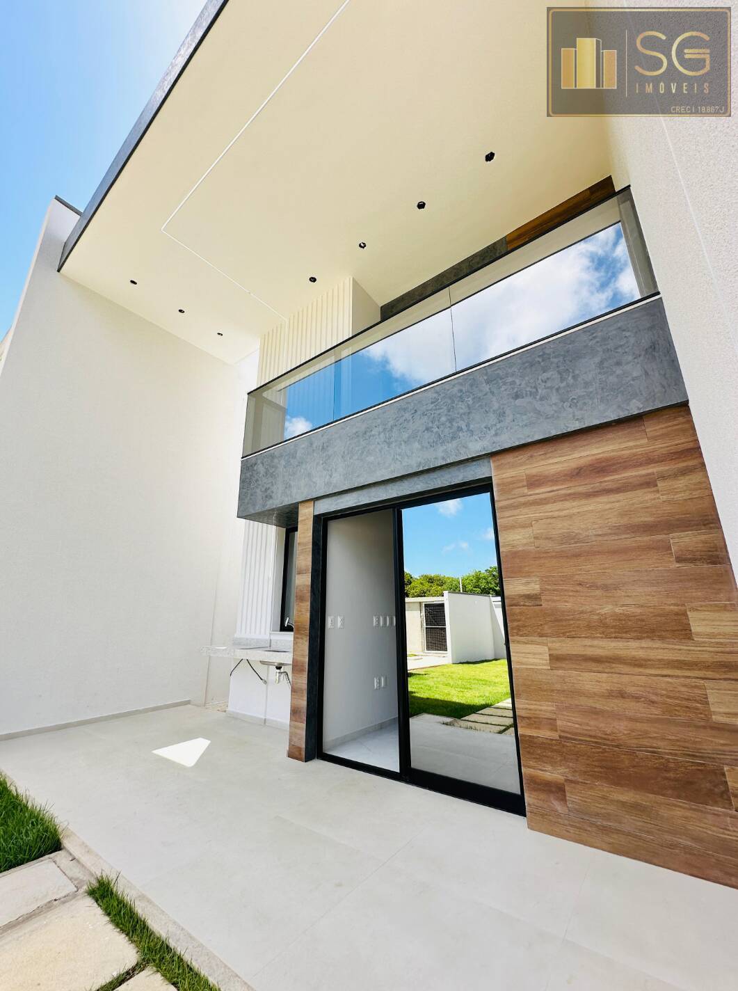 Casa, 3 quartos, 226 m² - Foto 2