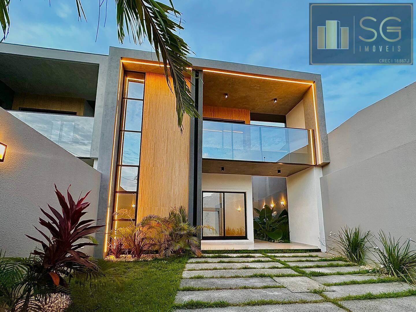 Casa, 4 quartos, 192 m² - Foto 1