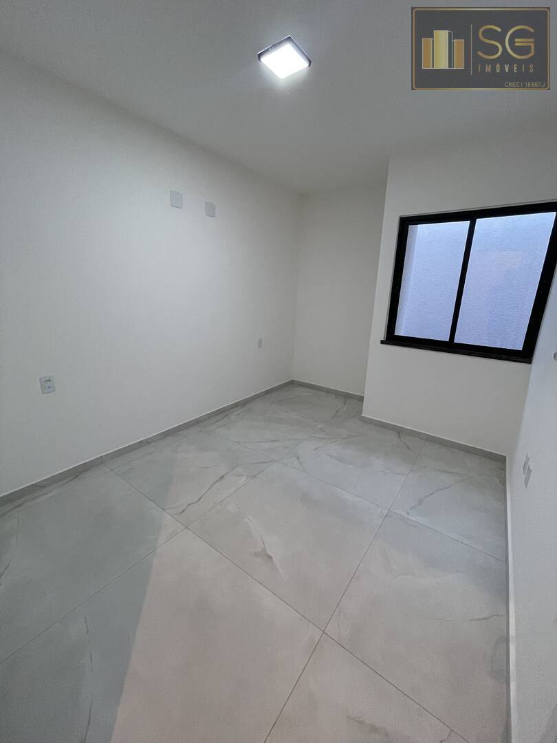 Casa, 3 quartos, 180 m² - Foto 2