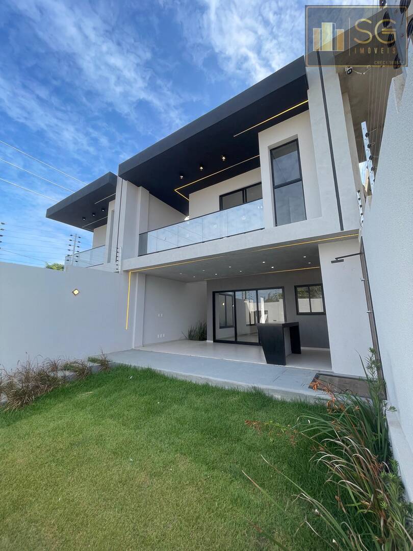 Casa, 4 quartos, 158 m² - Foto 1