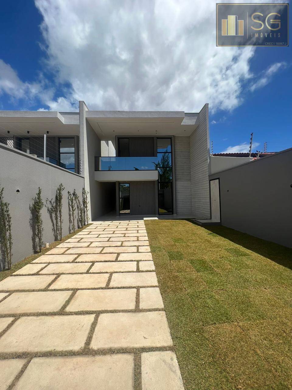Casa, 4 quartos, 152 m² - Foto 1