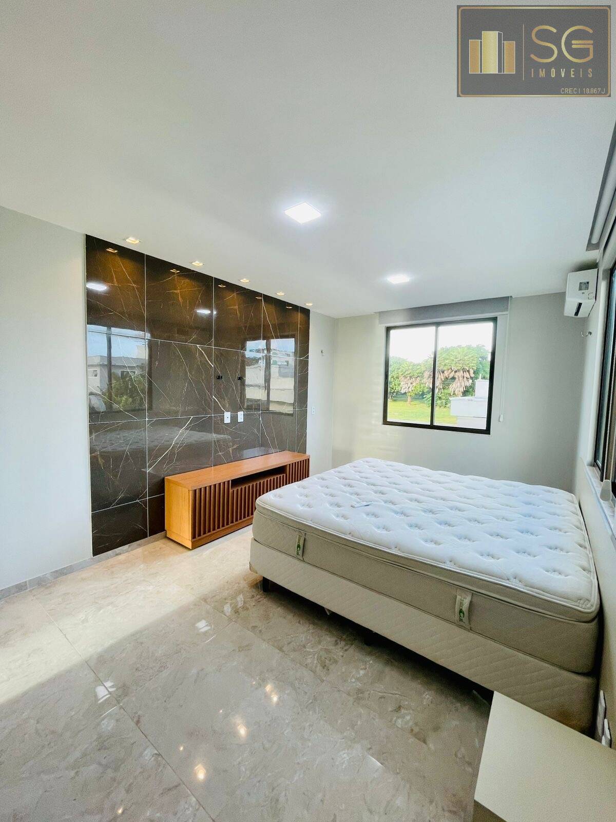 Casa, 4 quartos, 236 m² - Foto 13