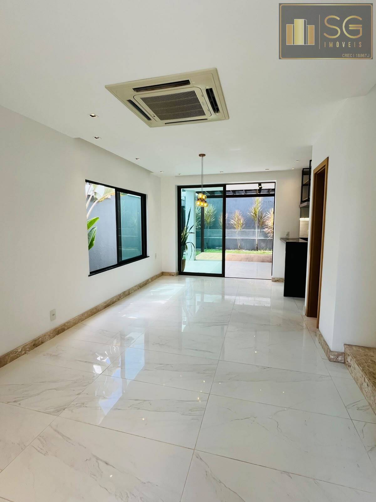 Casa, 4 quartos, 189 m² - Foto 2