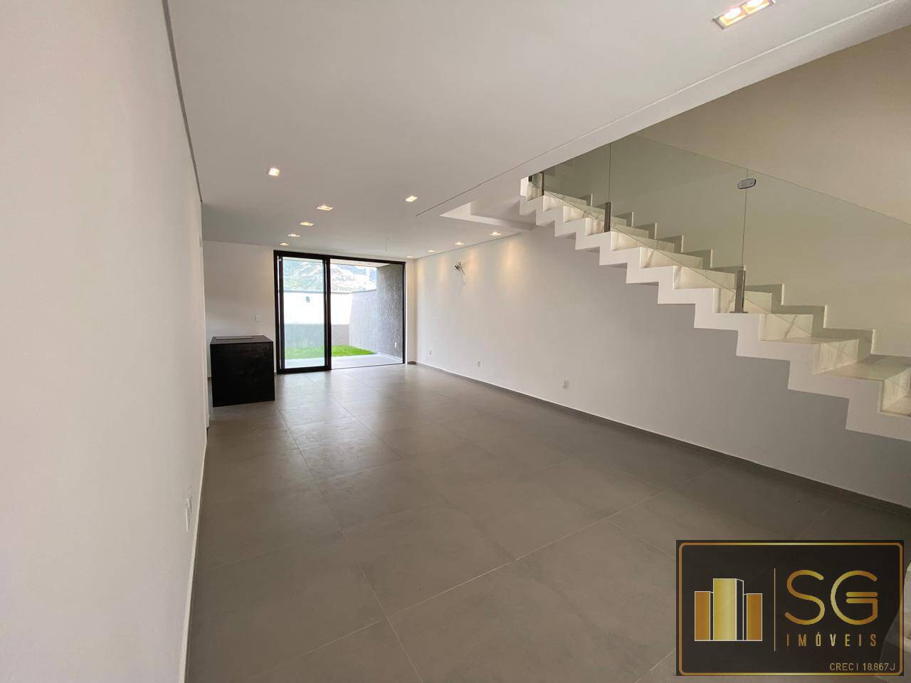 Casa, 4 quartos, 202 m² - Foto 5